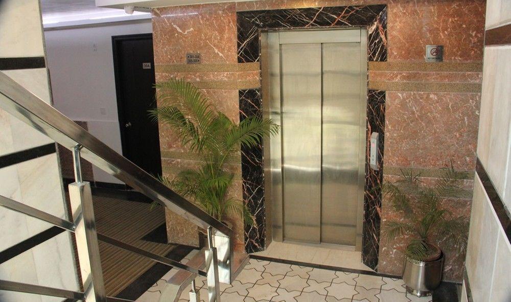 Oyo Flagship Hotel Rudra Palace Агра Экстерьер фото