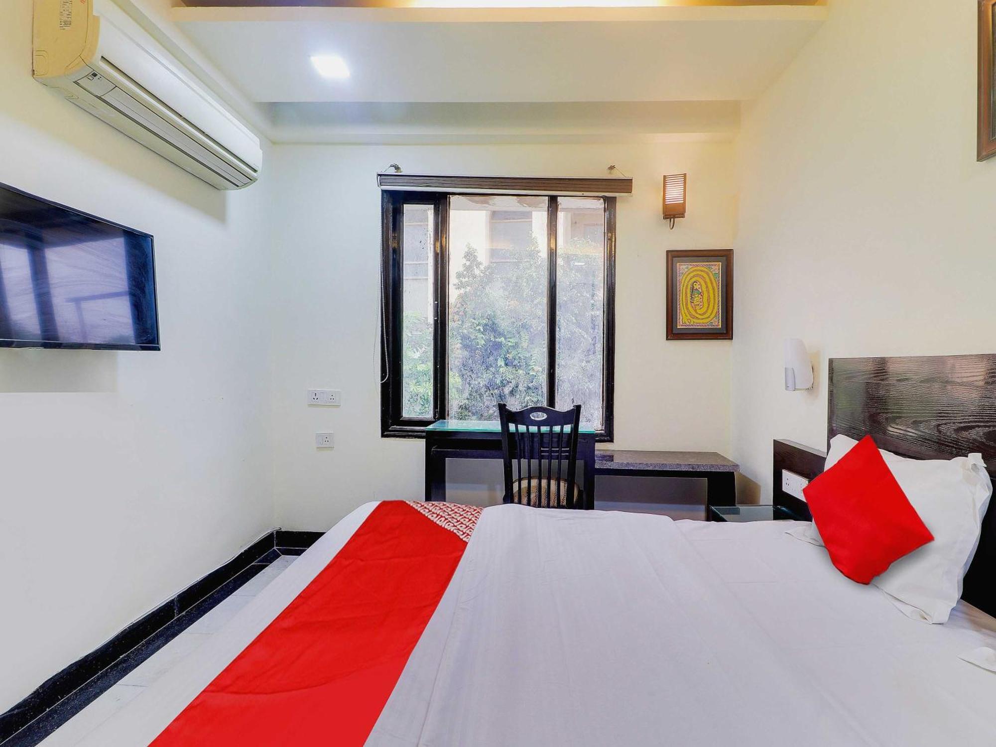 Oyo Flagship Hotel Rudra Palace Агра Экстерьер фото