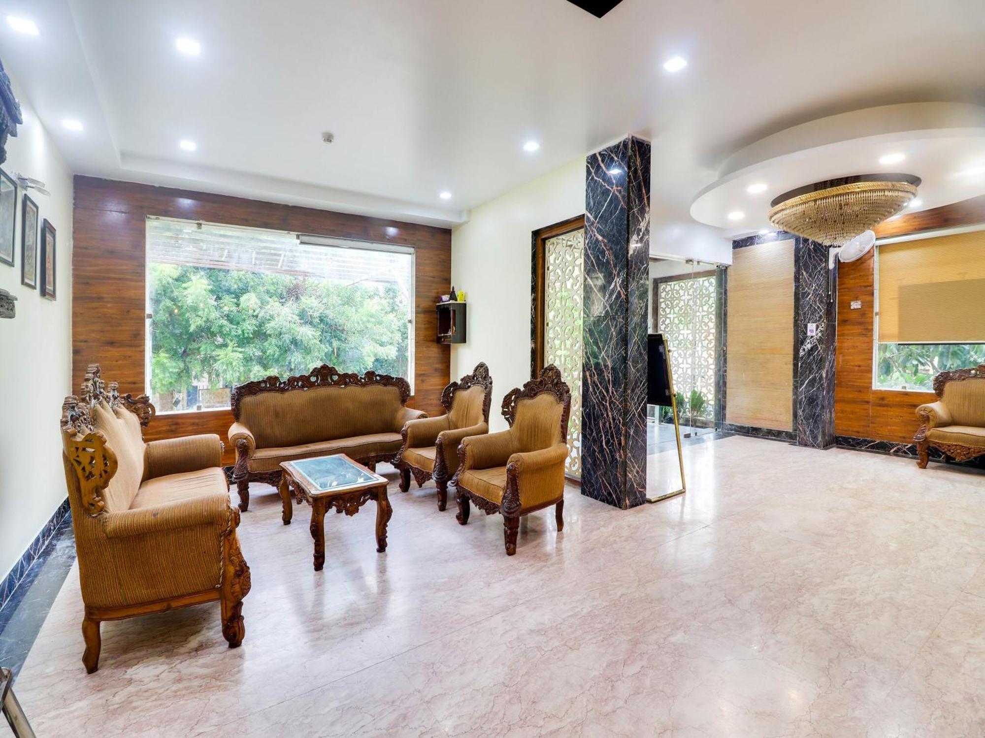 Oyo Flagship Hotel Rudra Palace Агра Экстерьер фото