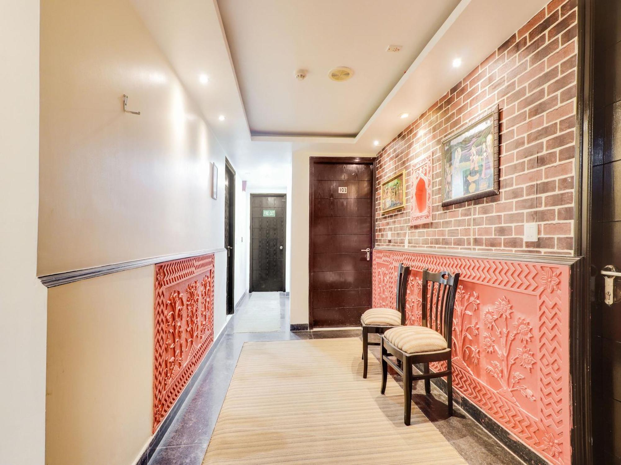 Oyo Flagship Hotel Rudra Palace Агра Экстерьер фото