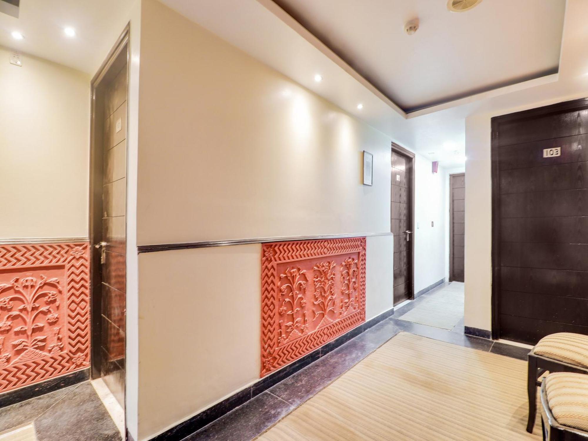 Oyo Flagship Hotel Rudra Palace Агра Экстерьер фото