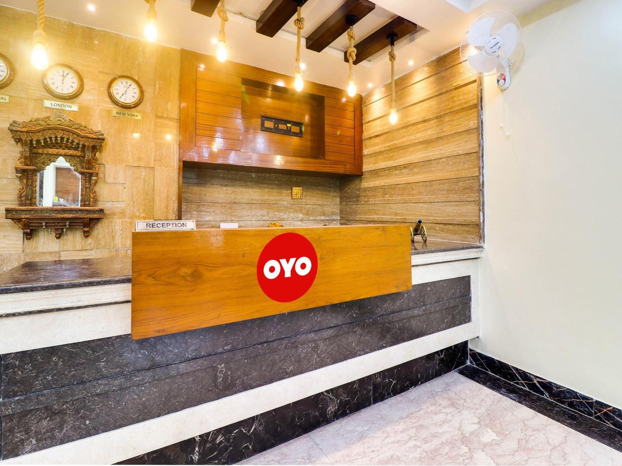 Oyo Flagship Hotel Rudra Palace Агра Экстерьер фото