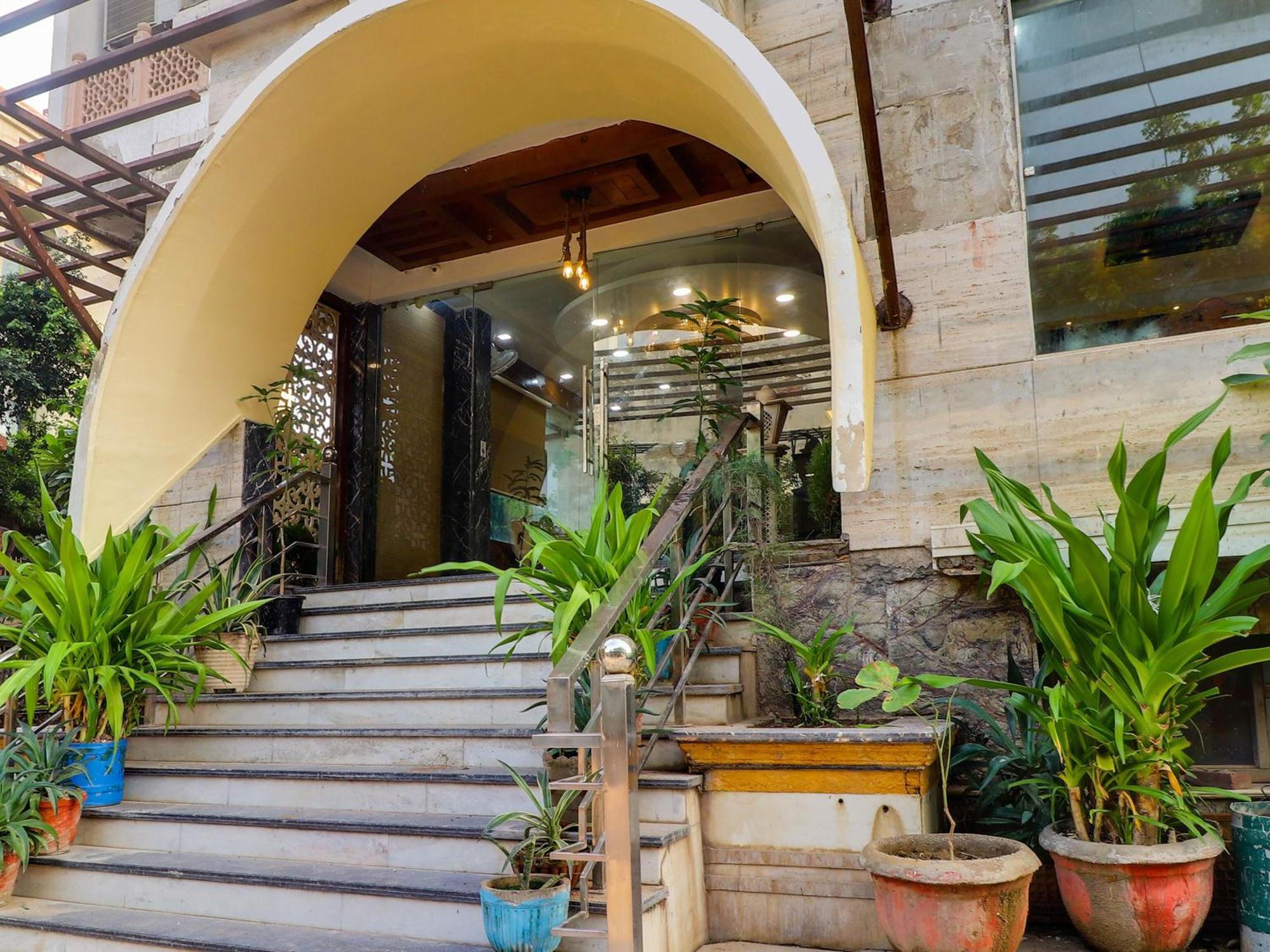 Oyo Flagship Hotel Rudra Palace Агра Экстерьер фото