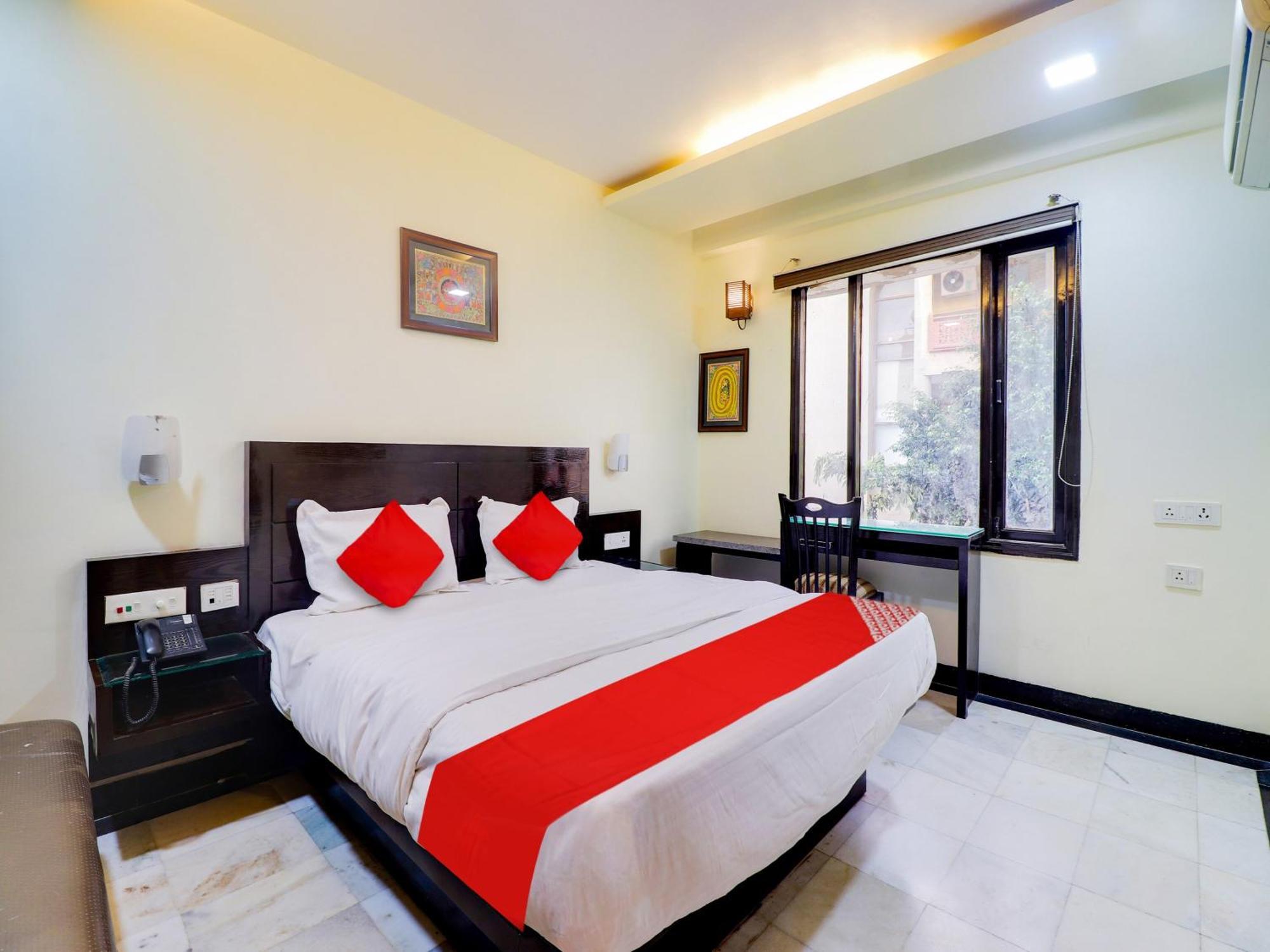 Oyo Flagship Hotel Rudra Palace Агра Экстерьер фото